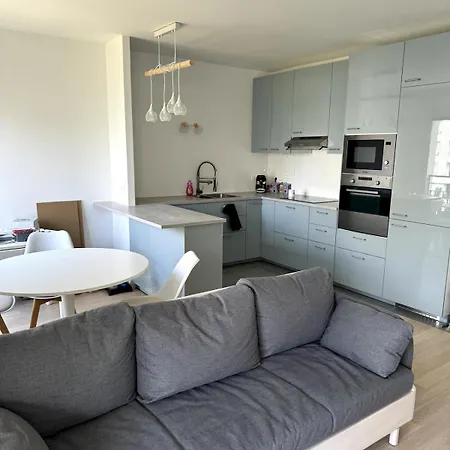 Apartmán Calme Et Lumineux Avec 2 Et Un Parking